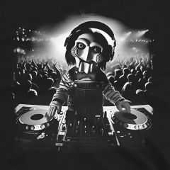 DJ Saw Pop – Grappig Muziek-Horror T-Shirt