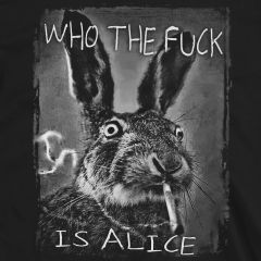 Wie de fuck is Alice Stenen Konijn T-shirt